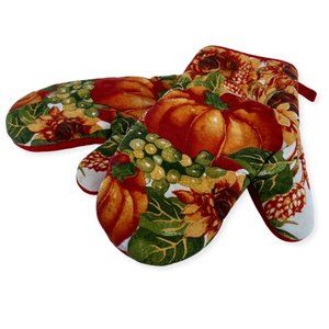 🌸6/$20🌸 Autumn themed oven mitts